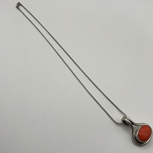 TAXCO TJ-75 PINK CORAL AND STERLING PENDANT ON A STERLING SILVER 20” SNAKE CHAIN - Picture 4 of 12